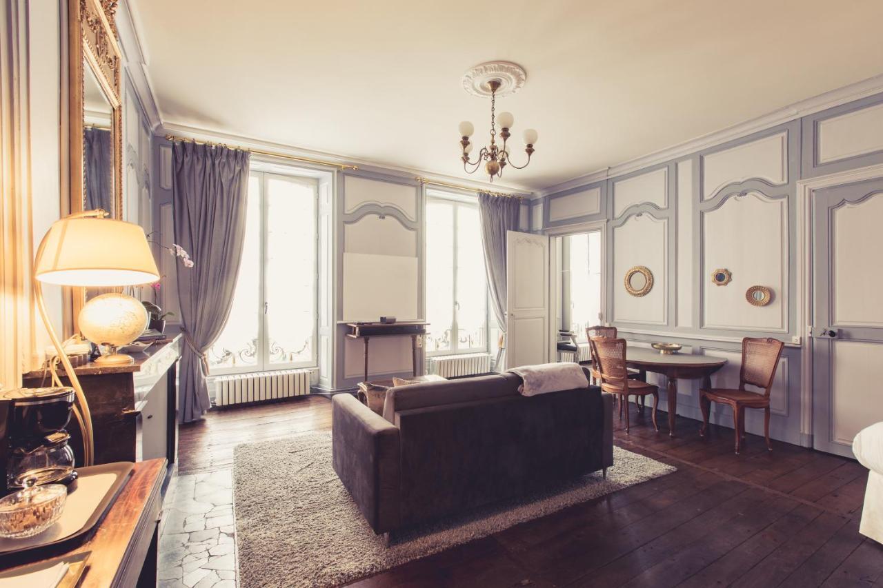 La Maison De La Liberte Suite Jeanne Barret ポアティエ エクステリア 写真