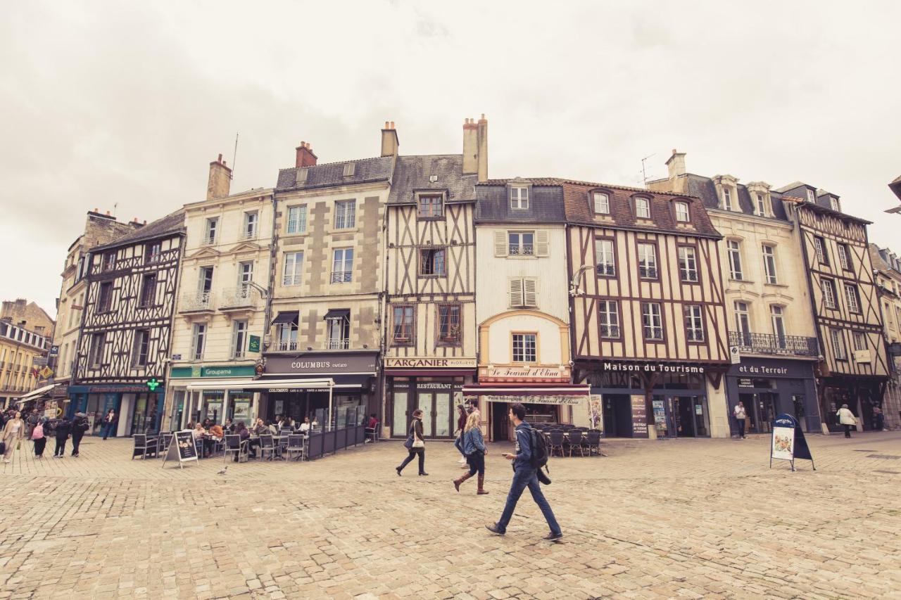 La Maison De La Liberte Suite Jeanne Barret ポアティエ エクステリア 写真