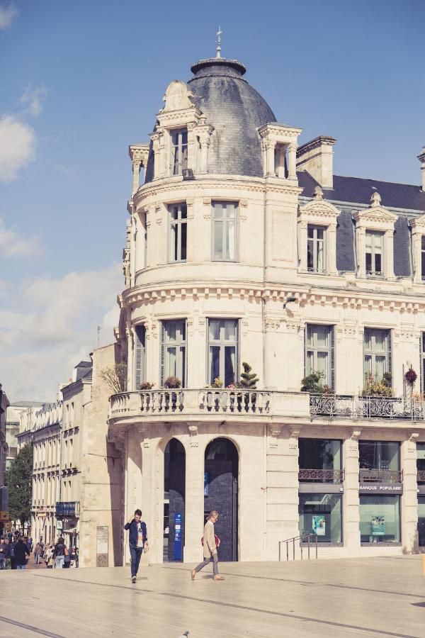 La Maison De La Liberte Suite Jeanne Barret ポアティエ エクステリア 写真