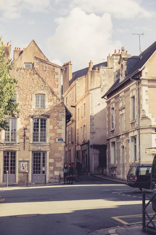 La Maison De La Liberte Suite Jeanne Barret ポアティエ エクステリア 写真